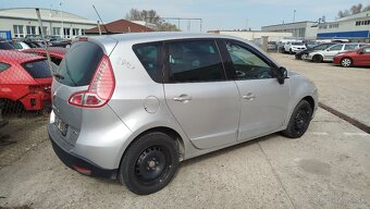 Renault Scenic 3 - 5