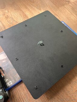 PS4 Slim - 5