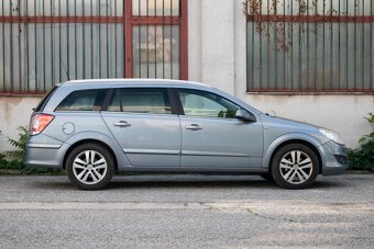 Opel Astra Caravan 1.7 CDTi 110k Essentia - 5