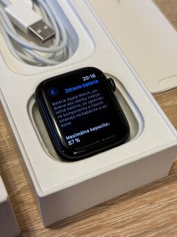 Apple watch 5 44mm 87 bateria - Pekný stav - 5