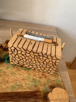 Zásobník s popolníkom na cigarety - 5