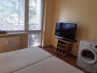 Dám do prenájmu veľký 2 izb. byt na Terase, Mikovíniho - 5