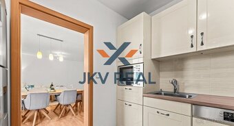 Na predáj krásny, veľký 3 Izbový, kompletne zrekonštruovaný - 5