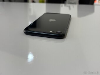 iPhone SE 2022 128GB Black stav NOVEHO - 5