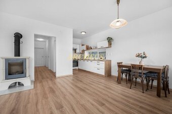 3-IZB DOM NA PRENÁJOM KANCELÁRIÍ V PODUNAJSKÝCH BISKUPICIACH - 5