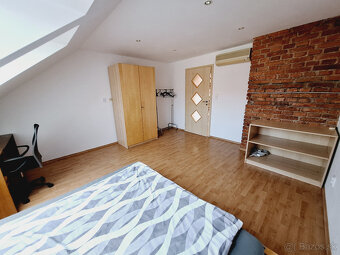 4-room attic apartment for rent from June 09, 2025 - 5