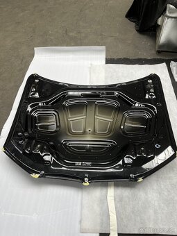 Kapota BMW X7 - 5