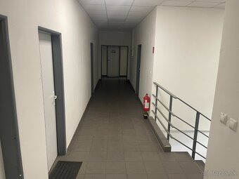 PRENÁJOM Priemyselná hala na skladovej ulici v Trnave - 5