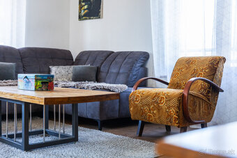 REZERVOVANÉ - Na predaj dom vhodný na podnikanie v Bzinciach - 5