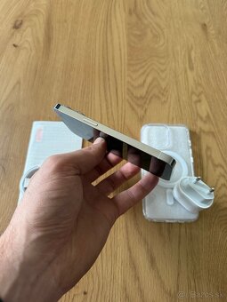 iPhone 13 Pro 1 TB Silver v záruke + príslušenstvo - 5
