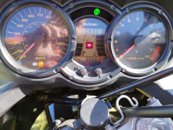 Suzuki DL 650 V-Strom - 5