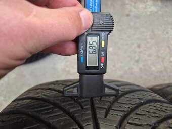 215/60 r17 celoročné 4 ks GOODYEAR dezén 6,8 - 6,5 mm - 5