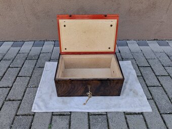 Kovova pokladnička - 5