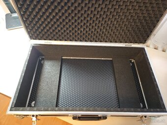 Pedalboard + power supply + kufor - 5