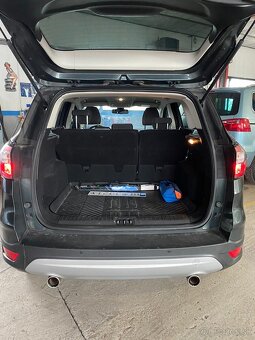 Ford Kuga 2018 4x4 - 5