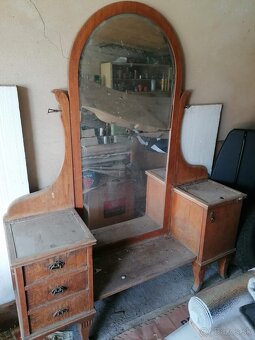 Predám starožitný nábytok. - 5