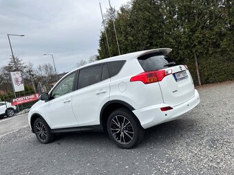 Toyota RAV4 2.2 l D-4D Premium - 5
