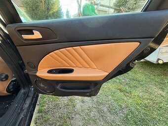 Športový TI interiér v Bledej koži Alfa Romeo 159 TI SW - 5