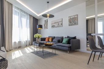 Na prenájom štýlový 3-izbový byt v SKYPARK RESIDENCE s výhľa - 5