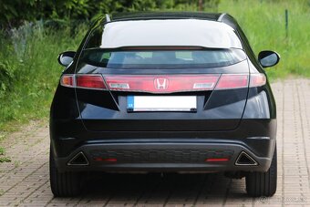 HONDA CIVIC 8G 1,8i -VTEC - 5
