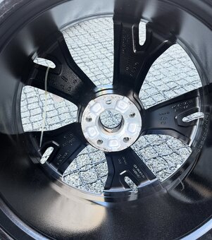 Originálna sada kolies Audi Sport RS6 C8 RS7 Performance R22 - 5