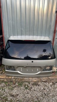 Predám nárazník Blatník Sahara Chladič Volant dvere PREVIA - 5