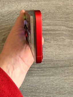 Predám Apple iPhone 13 128gb red - 5