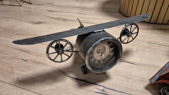 Retro hasičské auto a lietadlo - 5