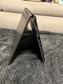 Fujitsu Lifebook U745 - 5