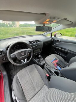 Seat leon 1.4 63 kW benzín 148000 KM 2010 - 5