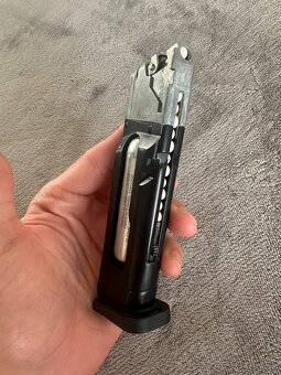 Glock Umarex Airsoft CO2 plynova - 5