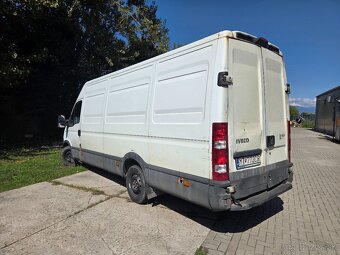 Iveco Daily skriňové do 3,5 t - 5