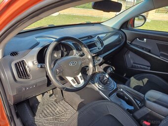 Predám Kia Sportage 2.0 CRDI,100Kw, 4x4,manuál 6kvalt,rok vý - 5