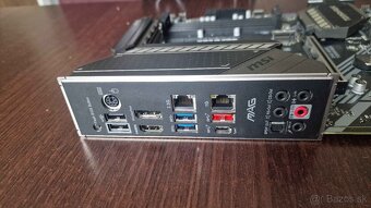 MSI MAG B550 TOMAHAWK - 5