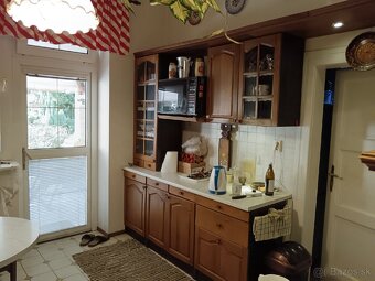 Veľký RD s veľkou záhradou a bazénom v Zlatých Moravciach - 5