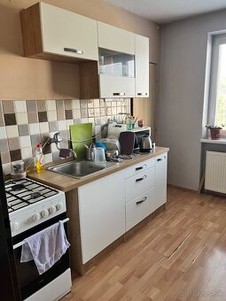 Veľkometrážny , trojizbovy byt v Čachticiach - 5