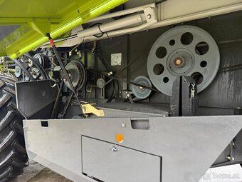 Sklízecí mlátička Claas Mega 370, rok výroby: 2007, žací liš - 5