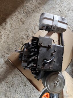 Motor / agregát z Mini 070 - 5