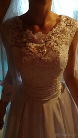 Pohodlné svadobné šaty - 5