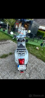 Vespa 300 - 5