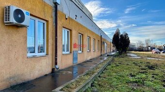 Na predaj POZEMOK s komerčnou budovou s fotovoltaikou pri Du - 5