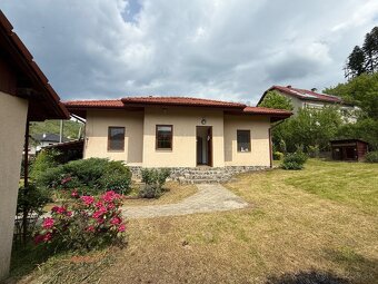 REZERVOVANÉ - Bungalov s veľkým pozemkom 1103m² Rudina - 5