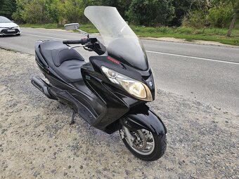 Suzuki Burgman 400 K7 - 5