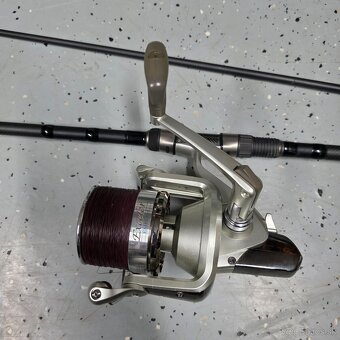 Predám kaprové udice DAIWA EMBLEM s navijákmi DAIWA EMBLEM - 5