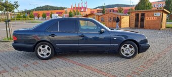 Mercedes-Benz W210 E230 - 5