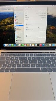 MacBook Pro i5-2,4 GHz, 2020, 4xTB3 s touchbarom - 5