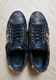 NOVE Guess monogram tenisky 36 - 5