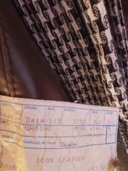 Kožený dámsky kabát číslo 42 - 5