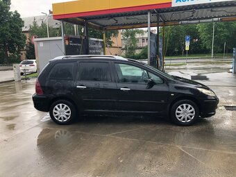 Peugeot 307 SW 1.6 HDI 80 KW, PANORAMA, 7 miest - 5