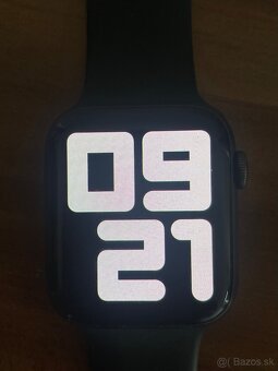 Apple Watch SE 2. generácie - 5